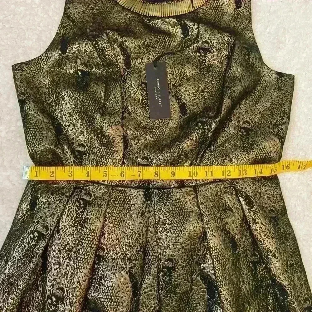 NWT BRAND NEW ROMEO + JULIET DRESS SIZE M - Picture 7 of 11